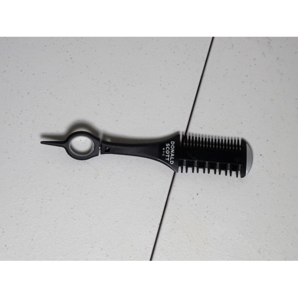 Donald Scott NYC Swivel Twist Razor | Professional Hair Cutting Razor